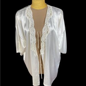 Victoria's Secret White Satin Robe with Lace Trim *damaged*